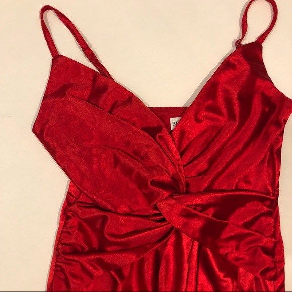 COPY - Red dress - Picture 4 of 4